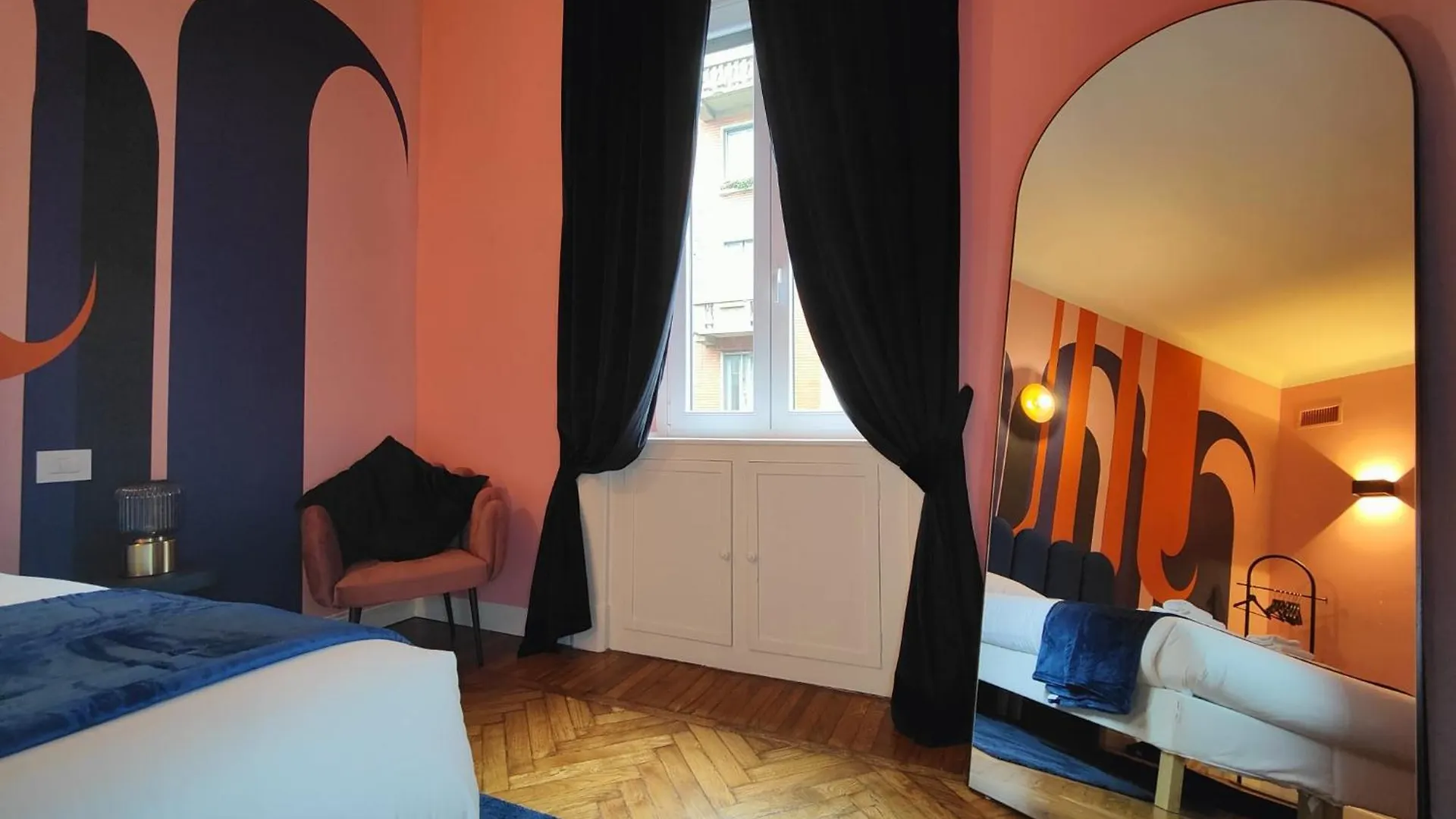 Luxury Apartment 2 Bedrooms And 2 Baths In Milan Downtown With Ac, Wifi, Subway Aiport Conneted